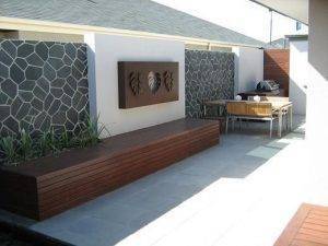 outdoor feature wall