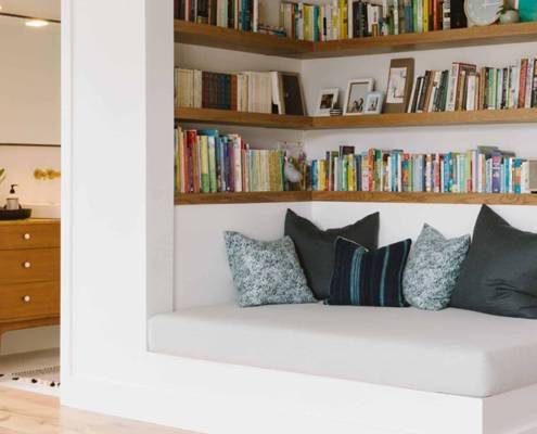 Adding_A _Reading_Nook_To_Your_Home